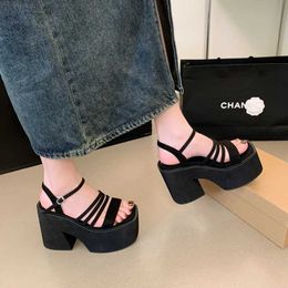 Dress Shoes Black platform sandals womens waist belt short and chubby shoes punk high heels summer gladiator H240527 ZTNE