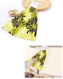 Towel Yellow Chrysanthemum Black And White Retro Hand Towels Home Kitchen Bathroom Hanging Dishcloths Absorbent Custom Wipe
