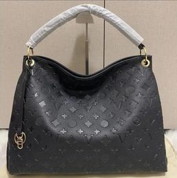 Tasarımcı Çantalar Artsy Boğazlı Çiçek Büyük Kapasiteli Tote Çanta Moda Sak Femme Deri Kadın Omuz Çantası Messenger Çantaları Lady Purse Kadın Sırt Çantası Alışveriş Çantası