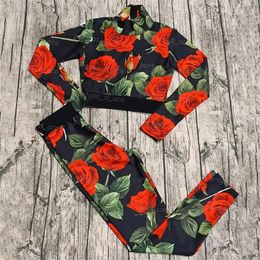 Floral Womens Yoga Kıyafetleri Vintage Uzun Kollu Takipler Seksi Yastıklı Spor Üstleri Taytlar Mektupları Woking Sportswear 3038