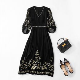2024 Summer Black Contrast Colour Embroidery Dress 1/2 Half Sleeve V-Neck Silk Panelled Midi Casual Dresses C4A2390255