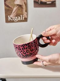 Mugs Niche Design Ceramic Mug Send A Gift Creative Girls Water Cup Hand-painted Leopard Print Office Coffee Cups Drinkware Kitchen