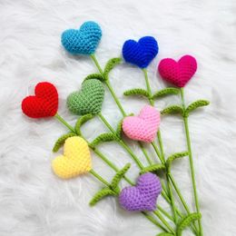 Decorative Flowers Heart-shaped Love Crocheted Artificial Bouquets Decorations Home Wedding Party Creative Pography Props Handmade Diy Gift