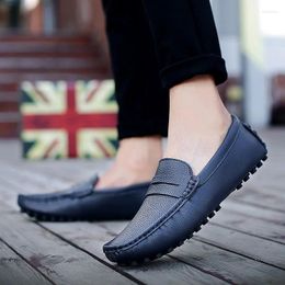 Casual Shoes 2024 Fashion Soft Leather Men Loafers Handmade Moccasins For Flat Driving Size 39-50