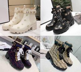 Top Designer Shoes Women Ankle Boots Thicksoled Desert Martin Boot high quality Embroidery Diamonds Decorative Luxury Boots With 3509843