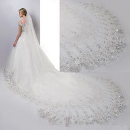 Cheap Sparkly 4M Long Cathedral Wedding Veils One Layer Lace Applique Trim Soft Tulle Real Image Sequined Bridal Veil With Comb 233v