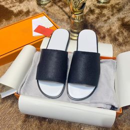 Dhgate Summer Shoe Sandale Luxury In gomma Luxi Sindalla donna Piscina bianca Sandalo Sandalo Designer di spiaggia per esterni Tacco piatto Flat Slide Men Mule Casual