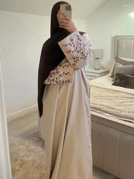 Casual Dresses Floral Embroidery Muslim Dress For Women Eid Morocco Ramadan Lace-up Abayas Kaftan Islam Vestidos Largo Dubai Arab Long Robe