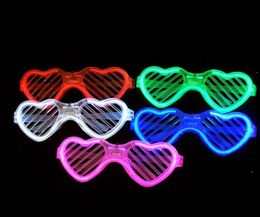 LED Light Up Shutter Shades Sunglasses Neon Party Decoration Flashing Heart Glowing Glasses for Adults Kids1486566