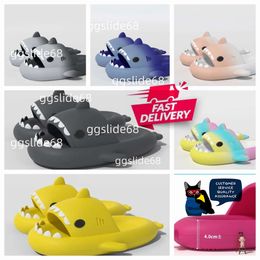 2024 Designer Summer New Slippers for Men Women Rainbow Slippers CHEDOIR Outdoor Soft Sole Beach Sandals