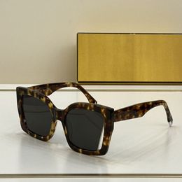 Top F 40017U Original high quality Designer Sunglasses mens famous fashionable retro luxury brand eyeglass Fashion design womens 281j