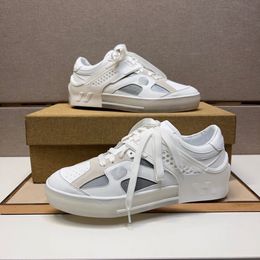 2024 New Fashion Designer White casual shoes for men and women Canvas ventilate comfort all-match Lightweight anti-slip Flat base Casual board shoes dd0519D 38-44 14