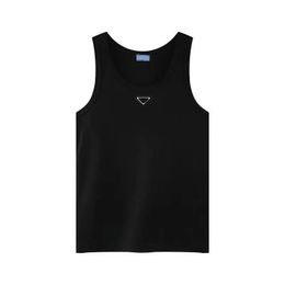 Mens T-Shirts T Shirt Designer Men Summer Sleeveless Clothes Leisure Time Shirts 100% Cotton Short Sleeve Chest Triangle Inlay Fashion Otyvi