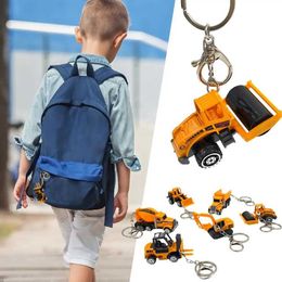 Diecast Model Cars Mini Truck Keychain 1 64 Scale Forklift Tractor Excavator Roller Model Decoration with Buckle Engineering Vehicle Model Toy Excavator S2452722