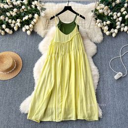 Beach vacation dress womens inner layer with camisole vest layered design pleated and loose camisole dress two-piece set