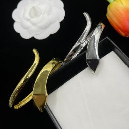 Bracciale designer di lusso Bracciale per lettere alla moda Lettere Pendant Charm Bracciale Link Bracele 925S Gold Silver Placcone Polsole Polso
