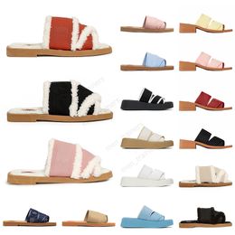 Womens Designer Sandals Woody Slippers Brand Canvas Square Toe Letter Embroidery Summer Fashion Sandal Flat Bottomed Beach Outdoor Home Slide Skate Chaussure