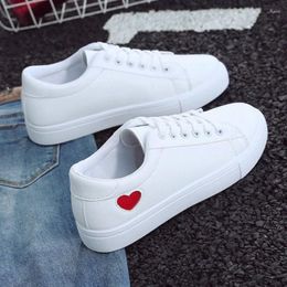 Casual Shoes 2024 Autumn Woman Fashion Leather Ladies Breathable Cute Heart Flats White Sneakers In