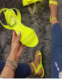 Summer Women039s Sandals Fashion Neon Slippers New High Quality Flat Shoes Slipper Who Women Sandals Drop Ship6181514