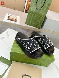 Designer Luxury Slide Sandal With Interlocking G Style With Box