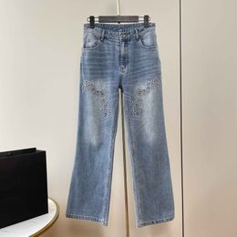 2024 Blue Straight Hollowoidery Slim Slim Shipping Free Women's Jeans Designer Women's Denim Pants 52934