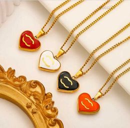 Berühmte Frauen Anhänger Halsketten Marke Doppelbuchstaben Designer Goldbeschichtung Halskette Linkkette Clavicular Fashion Jewelry Accessores 2i8u