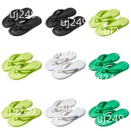 Летние новые тапочки дизайнер для женщин для женщин обувь белый черный зеленый цвет удобные шлепанцы Слиппер-Сандалии Fashion-033 Женские плоские слайды Gai Outdoor Shoes xj