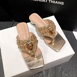 Sandali di diamanti robusti francesi Le donne indossano nuove infradito estive di grandi dimensioni Donne Sandali 41-43 Zapatos de Mujer T28
