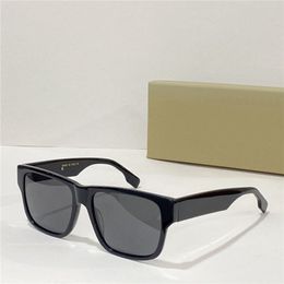 Nuovi occhiali da sole Design di moda 4358 Frame quadrato Forma versatile Versatile semplice e popolare Stile di alto livello Uv400 Protection Glas 204J