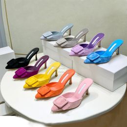 Slippers de camurça feminina fivela moles de noite sapatos com calcanhar de 65 mm em várias cores, tamanhos 3542