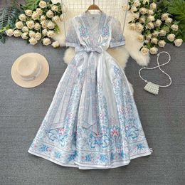 Summer Palace Style Temperament Short sleeved V-neck Waist Slimming Mid length Edition A-line Positioning Printed Dress