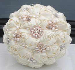 Gorgeous Crystal Ivory Wedding Bouquet Brooch Bowknot Wedding Decoration Artifical Flowers Bridal Bouquets W252171390640