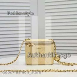 Designer Channelbags Fashion Fashion Bags Style Gold Ball Box Bag 2024 Small Gold Ball Chain Bag Cross Body Small Square Bag Mini Mouth Red Bag Change Cosmetic Bag f3e