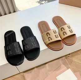 Дизайнер Slipper Beach Slides Ladies Sandal Home Flat Shoes Casual Classic Brand Luxury Top Caffence Заниженные модные соломенные сандалии