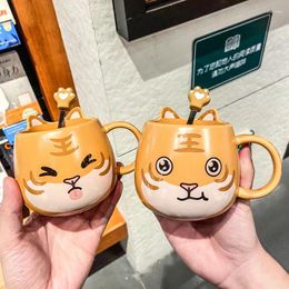 Mugs Year Of The Tiger Hand Ceremony Holiday Gift Water Mug Cartoon Cute Ceramic Cup Creative Milk Mark