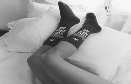 Novelty Men Women Letter Pay Me Crew Socks Hip Hop Harajuku Black White Red Street Style Cool Skateboard Cotton Sock11019798