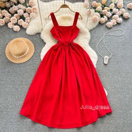 Red Dress for Women 2024 New French Style Square Neck Waistband Mid Length Large Swing High end Sling Dress
