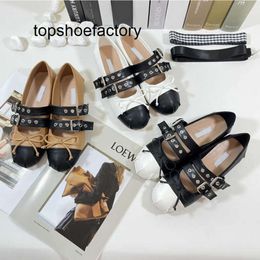 MiuMium Leather Girls Women Miuity2023 Shoes Ballet Flats Bow Mary Jane 2 Ankle Strap sandal slides Dance Ladies Casual banquet ballerinas Crystal diamond Flats Sne