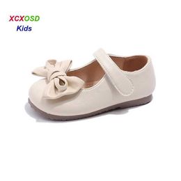 Flat shoes XCXOSD Kids 2024 Girls Princess Shoes Spring Black Brown New Baby Bean Children Small PU Leather Flats Loafer Soft Sole WX5.28