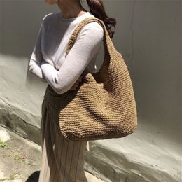 Fashion Rattan Women Shoulder Wikcer Woven Female Handbags Large Capacity Summer Beach Straw Bags Casual Totes Purses 2019 Q1104 210Q