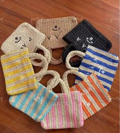 10a quality Straw weave Triangle tote shopper bag man Luxury Raffias Crochet clutch Designer crossbody Beach Bags Woman travel handbag duffl