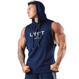 Men's Tank Tops Summer hooded vest for mens gym fitness and sports sleeveless hooded shirt for mens casual cotton striped single vest clothing Y240522