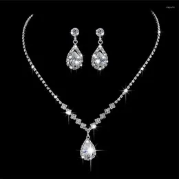 Pendant Necklaces 2024 Luxury Simple Hollow Double Heart-shaped Exquisite Crystal Chain Necklace For Women Wedding Jewellery Set