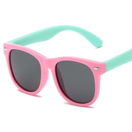 Mais seguro Silicone Baby Eyewear Fashion UV400 Crianças polarizadas Óculos de sol Cor Combine óculos de sol 18 cores atacado 3063