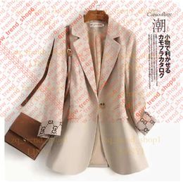 Tasarımcı Blazer Kadın Lüks Bahar Sonbahar Blazer Moda Uzun Kollu Takımlar Kadın İş Ofisi Gündelik Blazer Kadınlar Ceket 2024News 046
