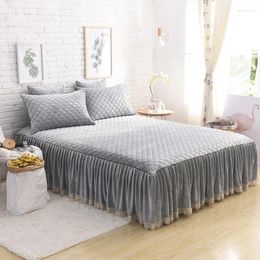 Bedding Sets Crystal Velvet Quilted Cotton Bed Skirt Lace Edge (1 Or 1 Fitted Sheet 2 Pillowcases) 3pcs/set Grey