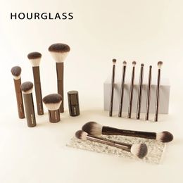 Hourglass Makeup Brush Set 23 pieces Kit Include Powder Foundation Concealer Lip Blusher Eye shadow Eyeliner Highlight Brush 240522