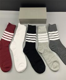 Classic Letter Socks Red Striped Sock with Box Warmer Sock Thicken Adults Cotton Sock Fashion Athletic Breathable Socks8441693