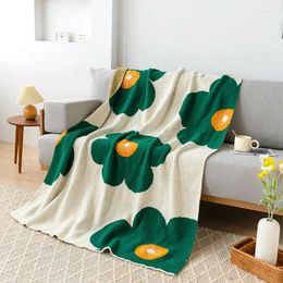 Blankets Sun Flower Exquisite Design Nodic Style Knitted Coral Blanket All Season Bedding Office Sofa Nap Air Conditioning Room Covering