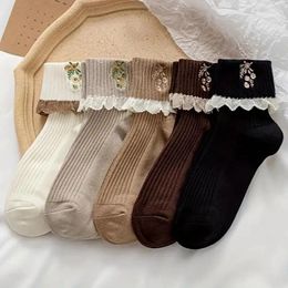 Women Socks 3 Pairs Floral Pattern Lace Trim Soft & Warm Ribbed Ankle Women's Stockings Hosiery